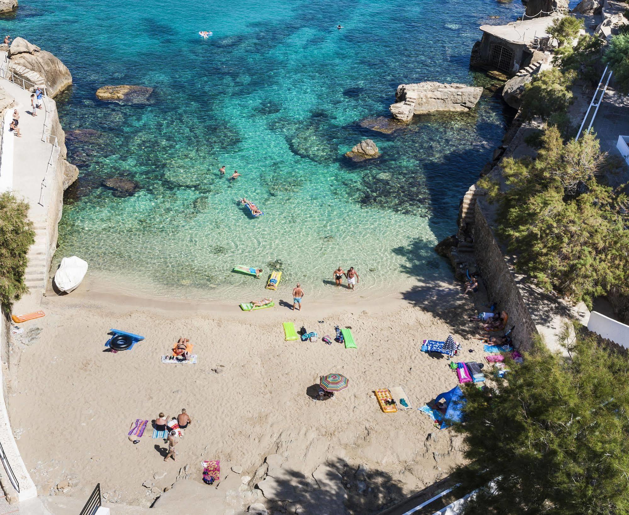 Globales Simar 호텔 Cala de Sant Vicenc 외부 사진