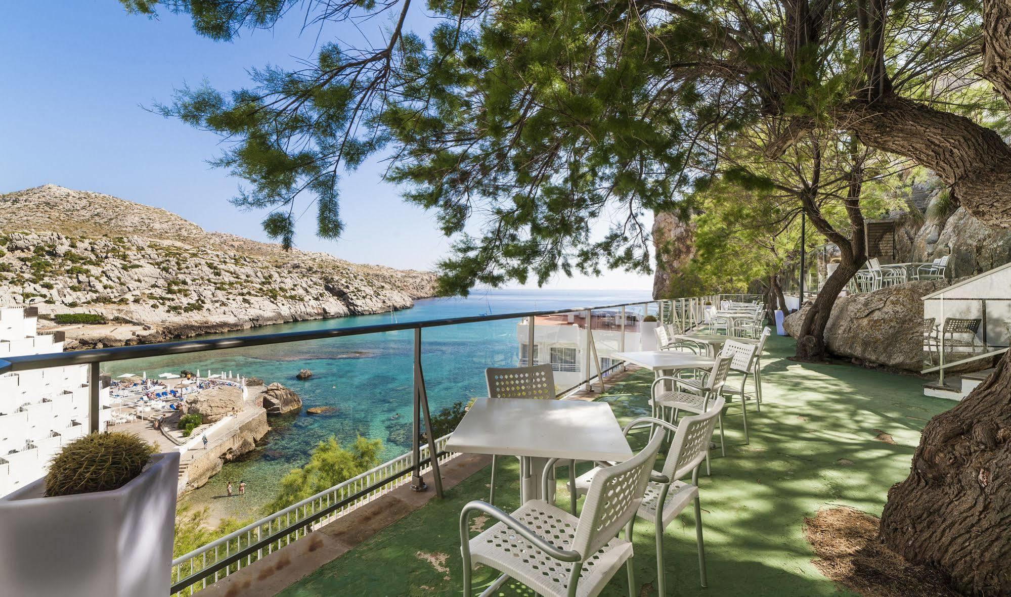 Globales Simar 호텔 Cala de Sant Vicenc 외부 사진